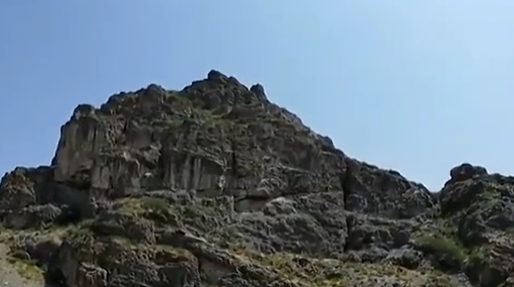 ͨ򷱘s֮·ڶԽɽ