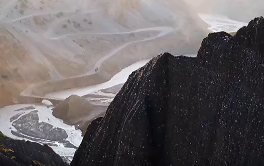 ͨ򷱘s֮·ڶԽɽcȿ